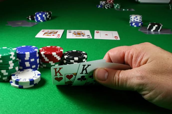 Hybrid-Turniere revolutionieren die Poker-Landschaft